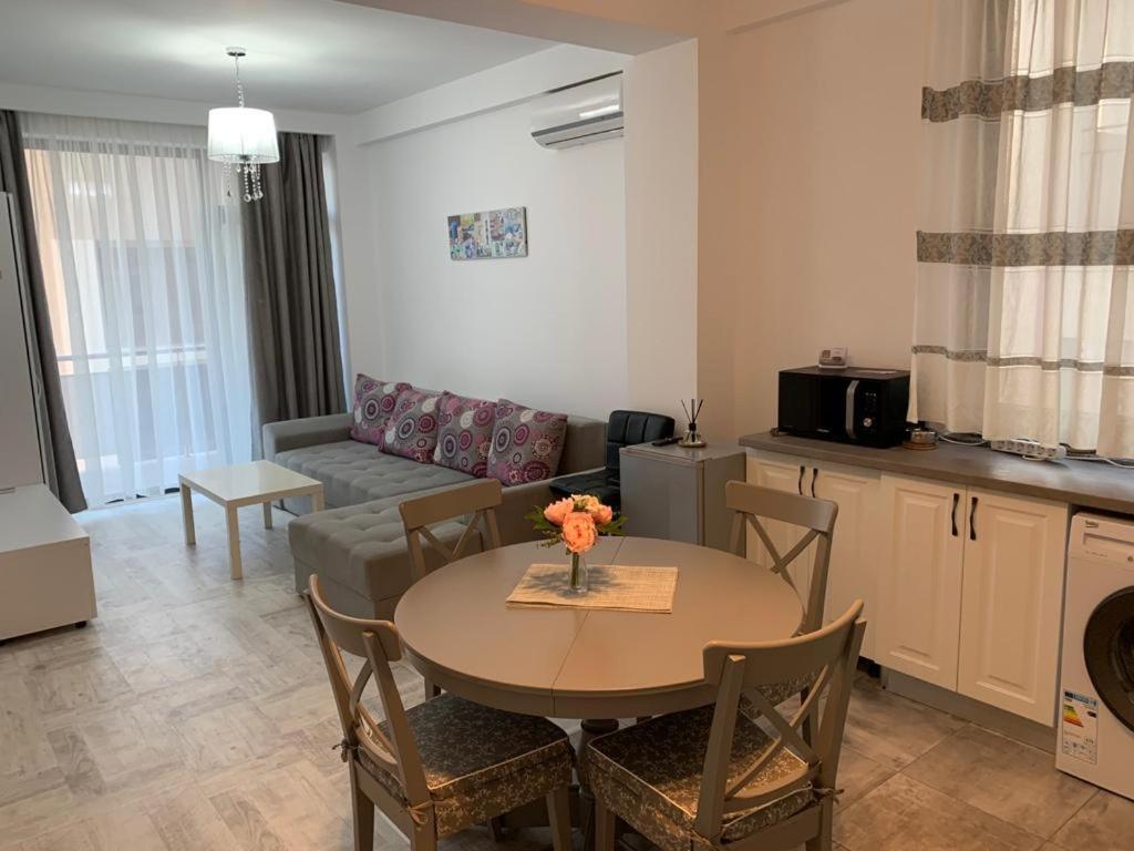 Ferienwohnung Iris Năvodari Exterior foto